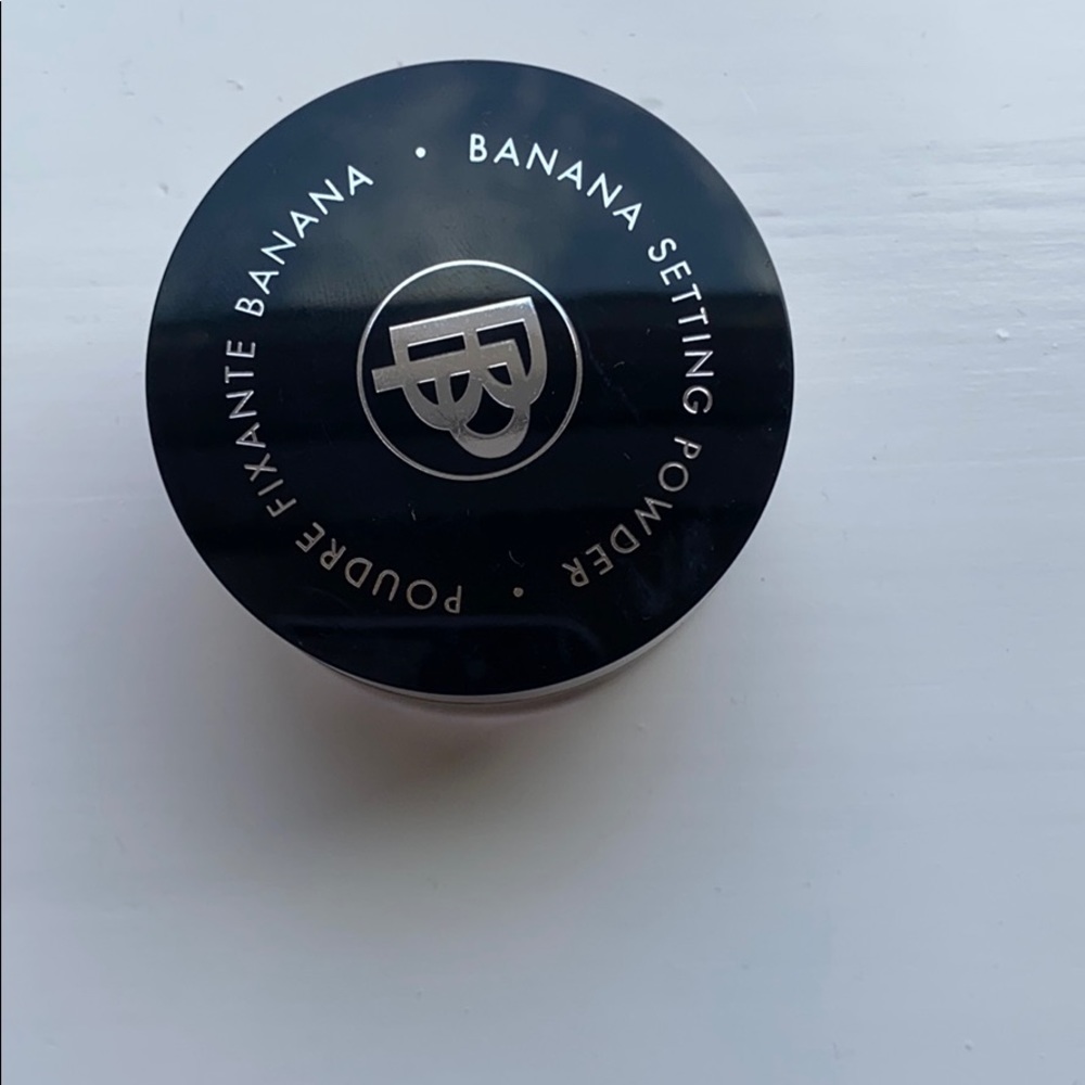 Bellá Pierre Cosmetics Banana Setting Powder